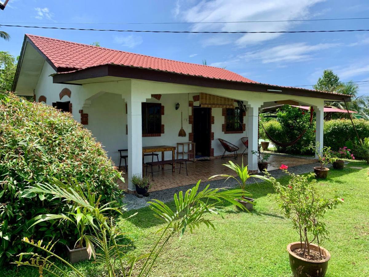 Lovely Garden Villas Pantai Cenang (Langkawi) Exterior foto